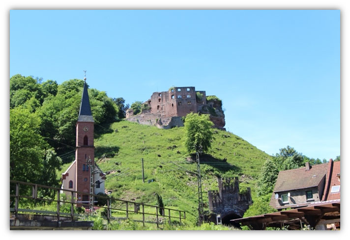 Reformed Church with Frankenstein Castle ruin above.