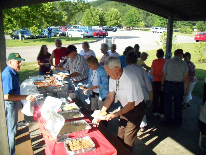 Serving Line - Painstville Lake St. Park
